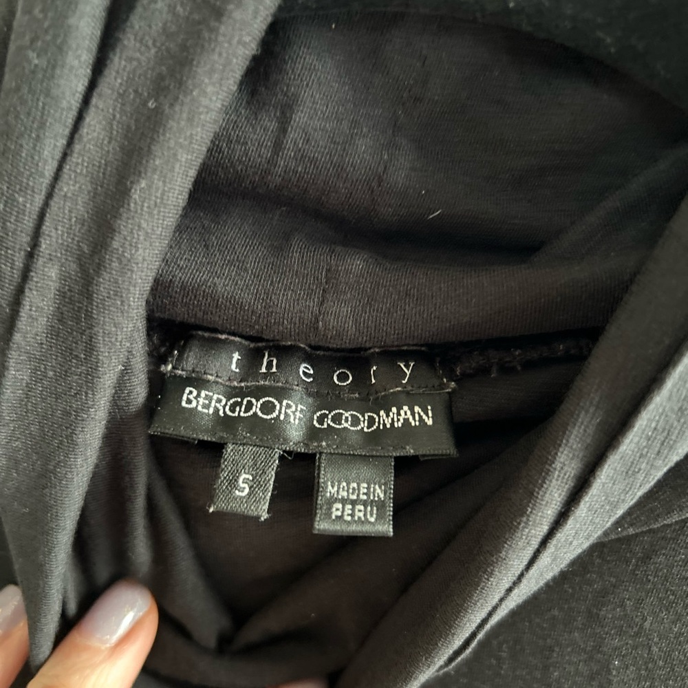 Theory Color Block Sleeveless Tank With High Neck… - image 2